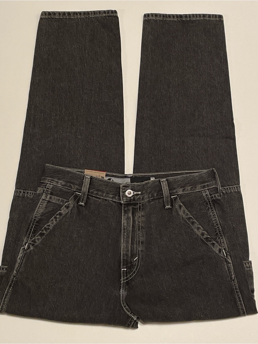 LEVI’S SILVERTAB LOOSE CARGO JEANS (30X32)